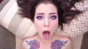 Mantra Girl Loses Mind Watching You Stroke