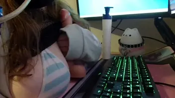 Lewd Streamer Mommy Gives You JOI